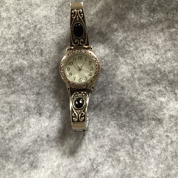 Accessories - Elegant Silver and Black Women's Watch